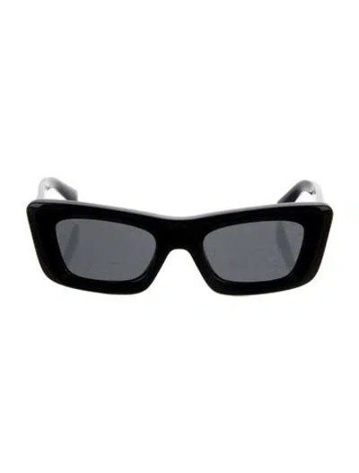 Pre-owned Prada Wayfarer Tinted Sunglasses In Black