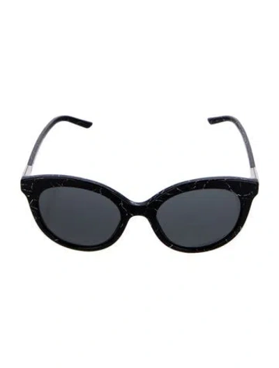 Pre-owned Prada Wayfarer Tinted Sunglasses In Black