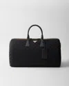 Prada Triangle-logo Embroidered Duffle Bag In Schwarz