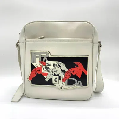 Pre-owned Prada White Leather Shoulder Bag ()