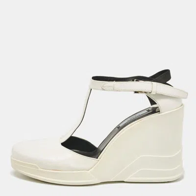 Pre-owned Prada White Leather T-strap Wedge Sandals Size 40