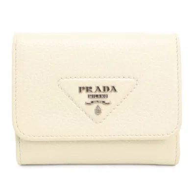 Pre-owned Prada White Leather Wallet (tri-fold) ()