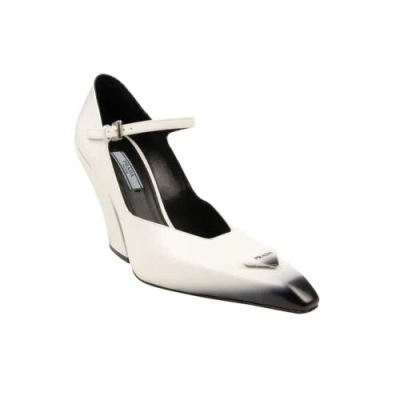 Pre-owned Prada White  Brushed Leather Pumps Size 38.5 $1390