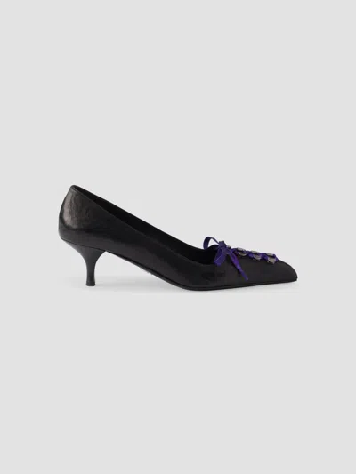 Prada Leather Kitten Heel Pumps Lace Detail In Black
