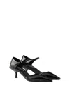 Prada 도르세이 브러시드 레더 펌프스 In Black