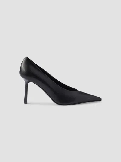 Prada Pointed Pump In Smooth Leather In Black