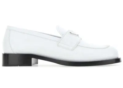 Pre-owned Prada Women's  Logo Plaque Brushed Loafers Leather Sneakers In White/black