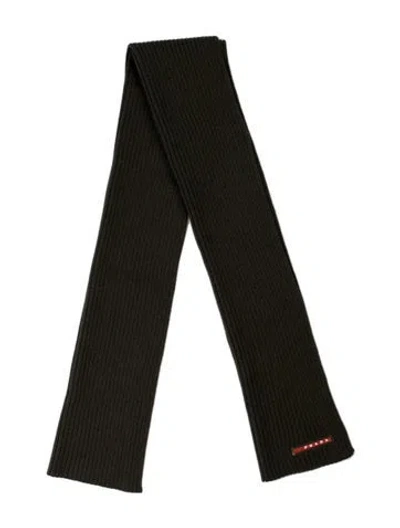 Pre-owned Prada Wool Scarf In Green