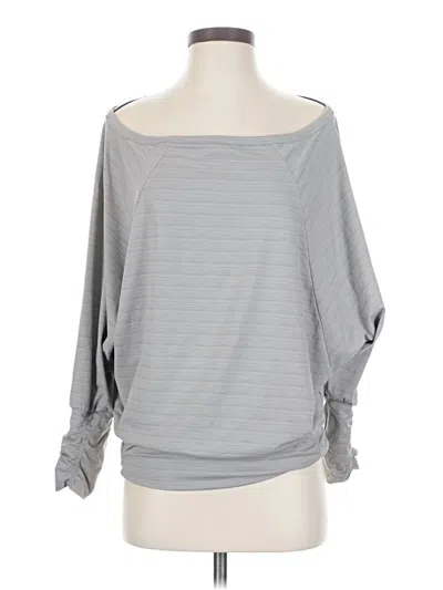 Pre-owned Prana 3/4 Sleeve T-shirt In Gray