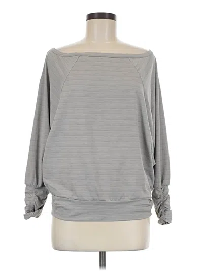 Pre-owned Prana 3/4 Sleeve T-shirt In Gray