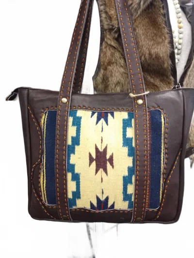 Pranee Bags Delilah Shoulder Bag In Brown