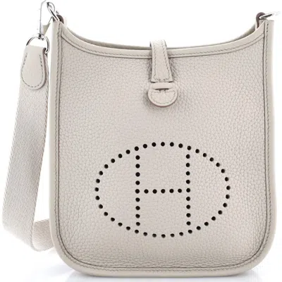 Pre-owned Hermes  Hermes Evelyne Bag Gen Iii Clemence Tpm In Neutral