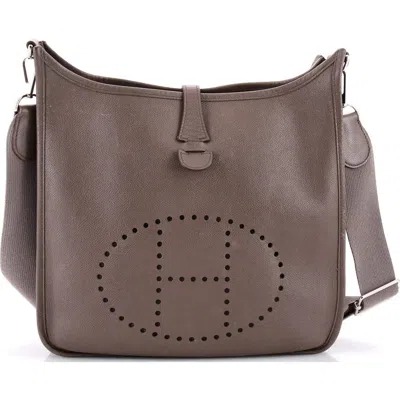 Pre-owned Hermes  Hermes Evelyne Bag Gen Iii Epsom Pm In Gray