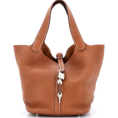 Pre-owned Hermes  Hermes Picotin Lock Bag Clemence Mm In Gold