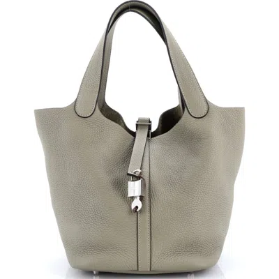 Pre-owned Hermes  Hermes Picotin Lock Bag Clemence Mm In Green