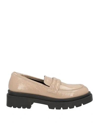 Pregunta Woman Loafers Beige Size 8 Leather In Brown
