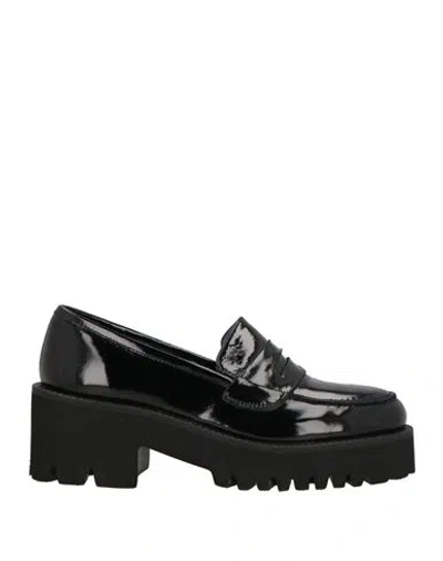 Pregunta Woman Loafers Black Size 8 Leather