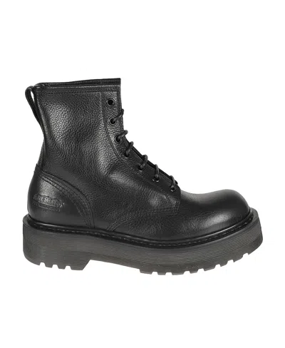 Premiata Logo Boots In Black