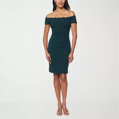 Premier Amour Womens Straight Neck Short Sleeve Scalloped Sheath Dress In Green
