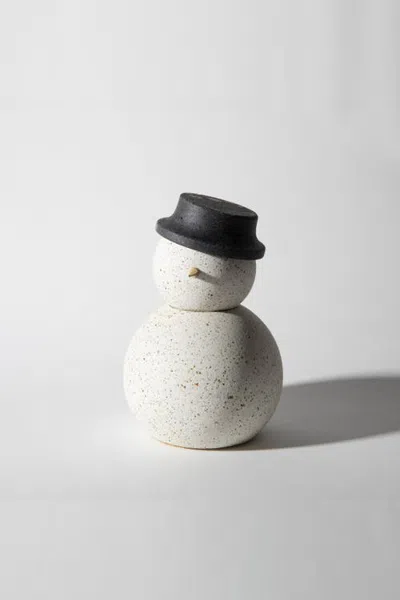 Pretti.cool Snowman In White Terrazzo