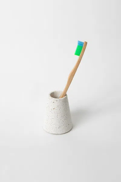 Pretti.cool Toothbrush Holder In White Terrazzo