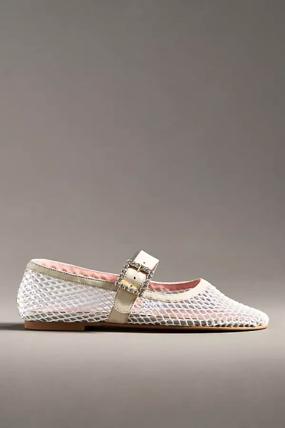 Pretty Ballerinas Georgia Flats In White