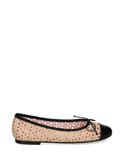 Pretty Ballerinas Nicole フラットシューズ In Multi