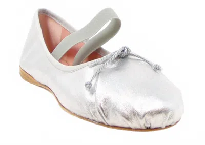 Pretty Ballerinas Women's Lea Shoe In Silver