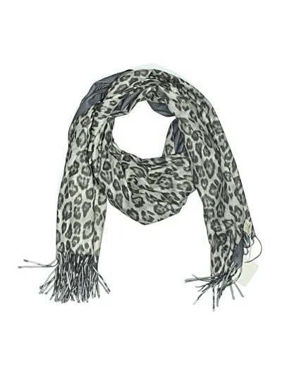 Pretty Persuasions Scarf In Gray