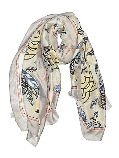 Pre-owned Pretty Persuasions Scarf In Ivory