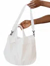 Pretty Simple Carrie Catch All Shoulder Tote Bag In White In White