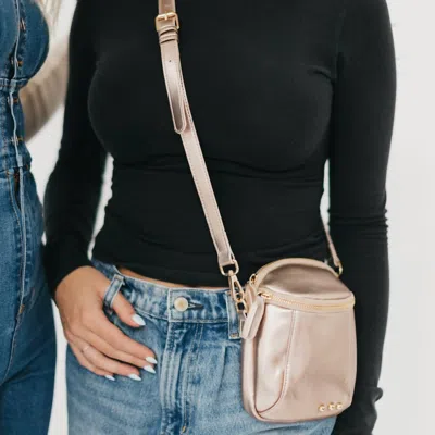 Pretty Simple Ellie Crossbody Bag In Gold