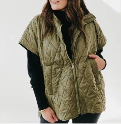 Pretty Simple Quin Quilted Vest In Olive In Green
