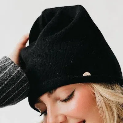 Pretty Simple Rolled Edge Cashmere Blend Beanie Hat In Black