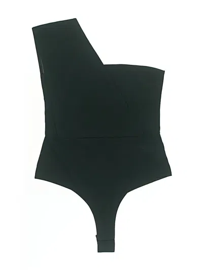 Pre-owned Prettylittlething Bodysuit In Black