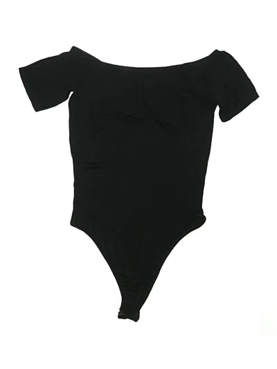 Pre-owned Prettylittlething Bodysuit In Black