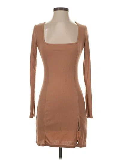 Pre-owned Prettylittlething Casual Dress In Brown