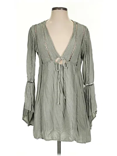Pre-owned Prettylittlething Casual Dress In Gray