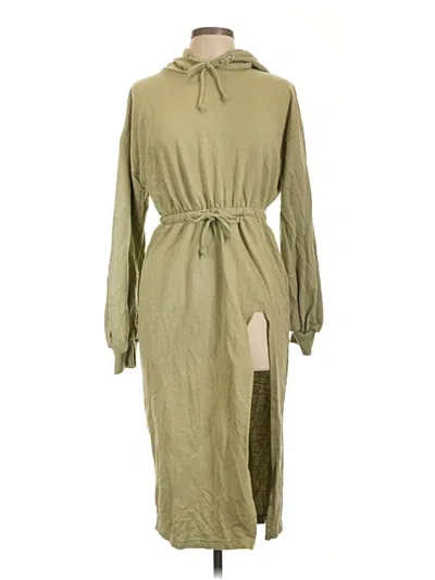 Pre-owned Prettylittlething Casual Dress In Green
