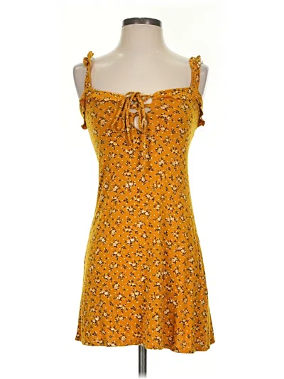 Pre-owned Prettylittlething Casual Dress In Yellow