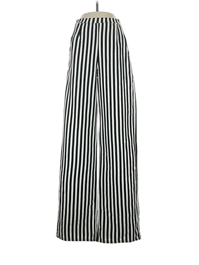 Pre-owned Prettylittlething Casual Pants In Silver