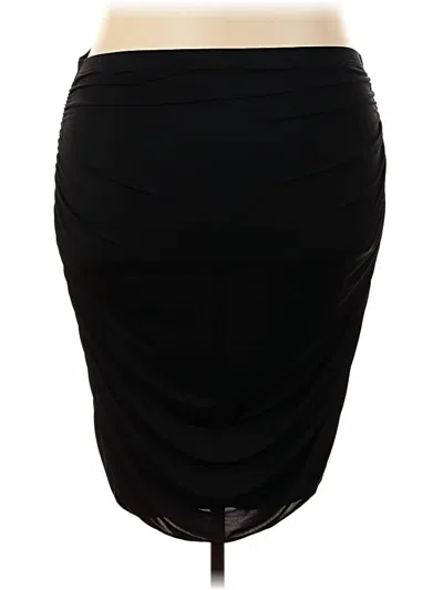 Pre-owned Prettylittlething Casual Skirt In Black