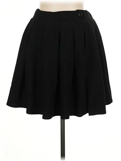 Pre-owned Prettylittlething Casual Skirt In Black
