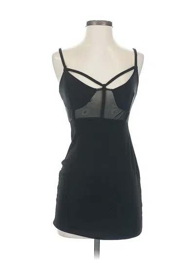 Pre-owned Prettylittlething Cocktail Dress In Black