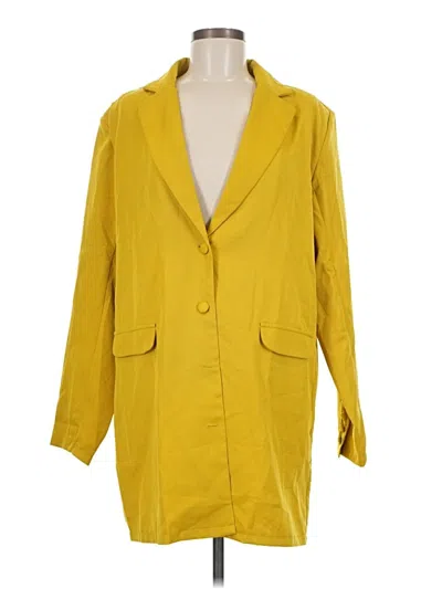 Pre-owned Prettylittlething Jacket In Yellow