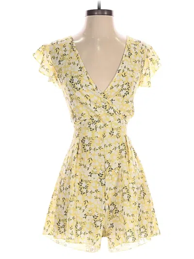Pre-owned Prettylittlething Romper In Yellow