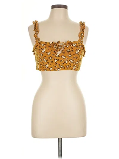 Prettylittlething Sleeveless Blouse In Gold