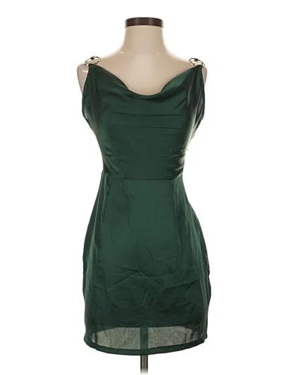 Pre-owned Prettylittlething Sleeveless Top Green Strapless Neckline Tops