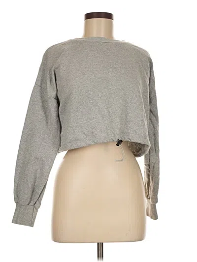 Pre-owned Prettylittlething Sweatshirt In Gray