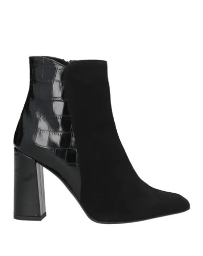 Prezioso Woman Ankle Boots Black Size 8 Leather